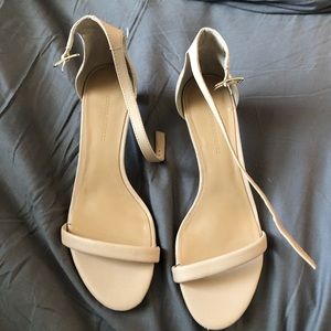 Banana republic heels